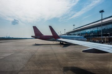 How to choose between two similar flights