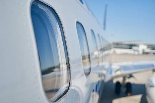 Why Pilots Divert Immediately When Smoke Appears Onboard