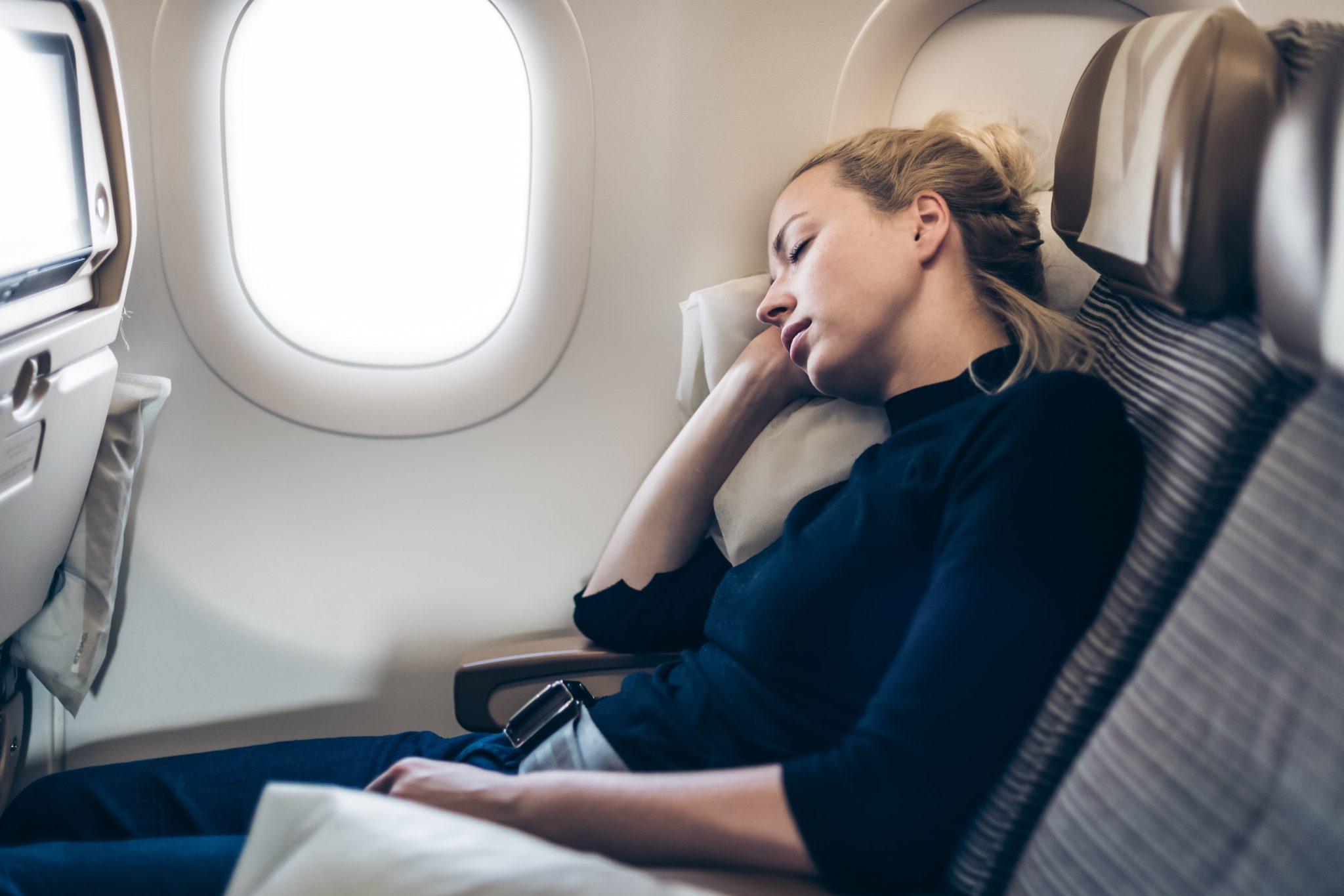 Best seats for sleeping on a plane